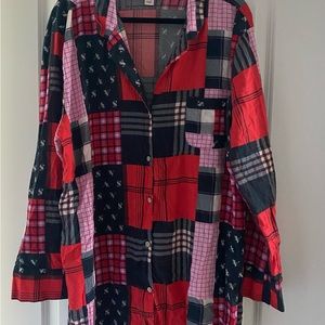 Victoria Secret long sleeve nightshirt XL, red plaid pattern